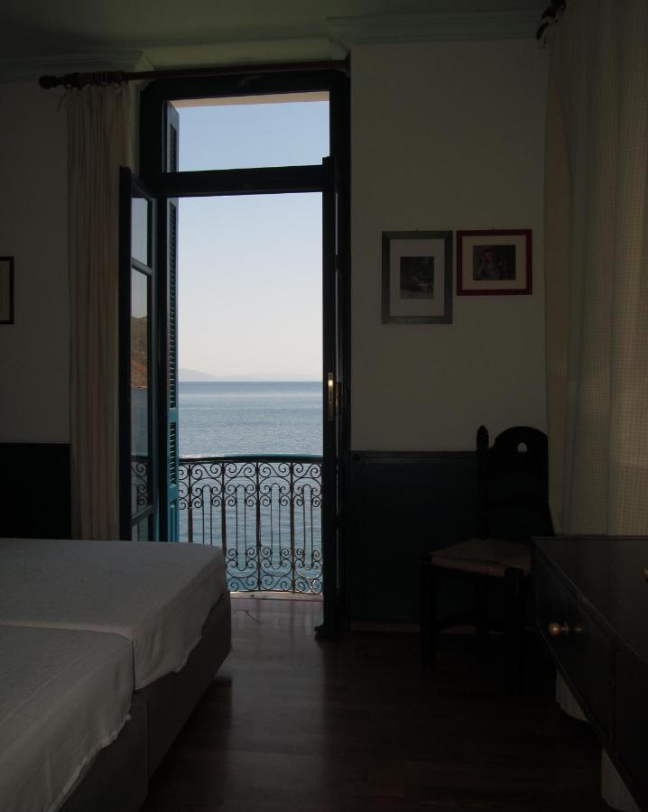 Hotel Aliki Simi Zewnętrze zdjęcie
